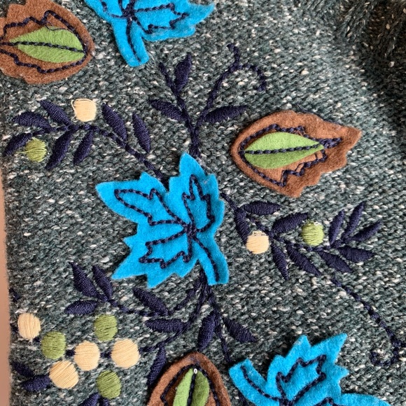 Vintage Penmans Embroidered Knit Granny Cardigan Sweater Green Siz… - Picture 7 of 7